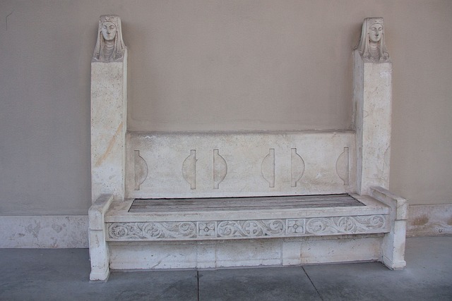 也側面佐證 也側面佐證