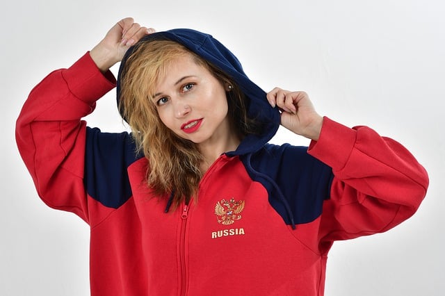 她始终坚定 她始终坚定